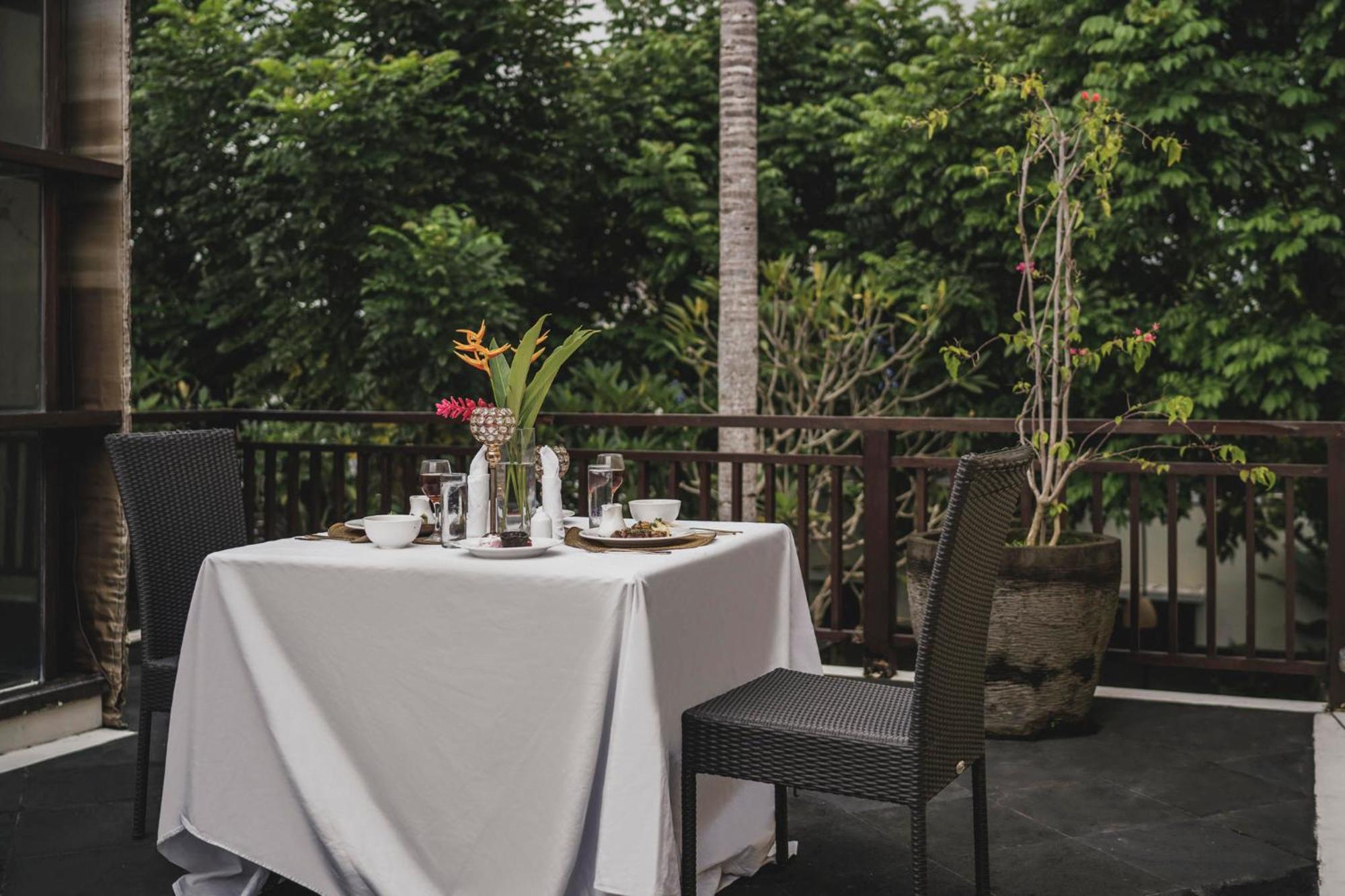 Canggu Circle Villa By Ini Vie Hospitality المظهر الخارجي الصورة