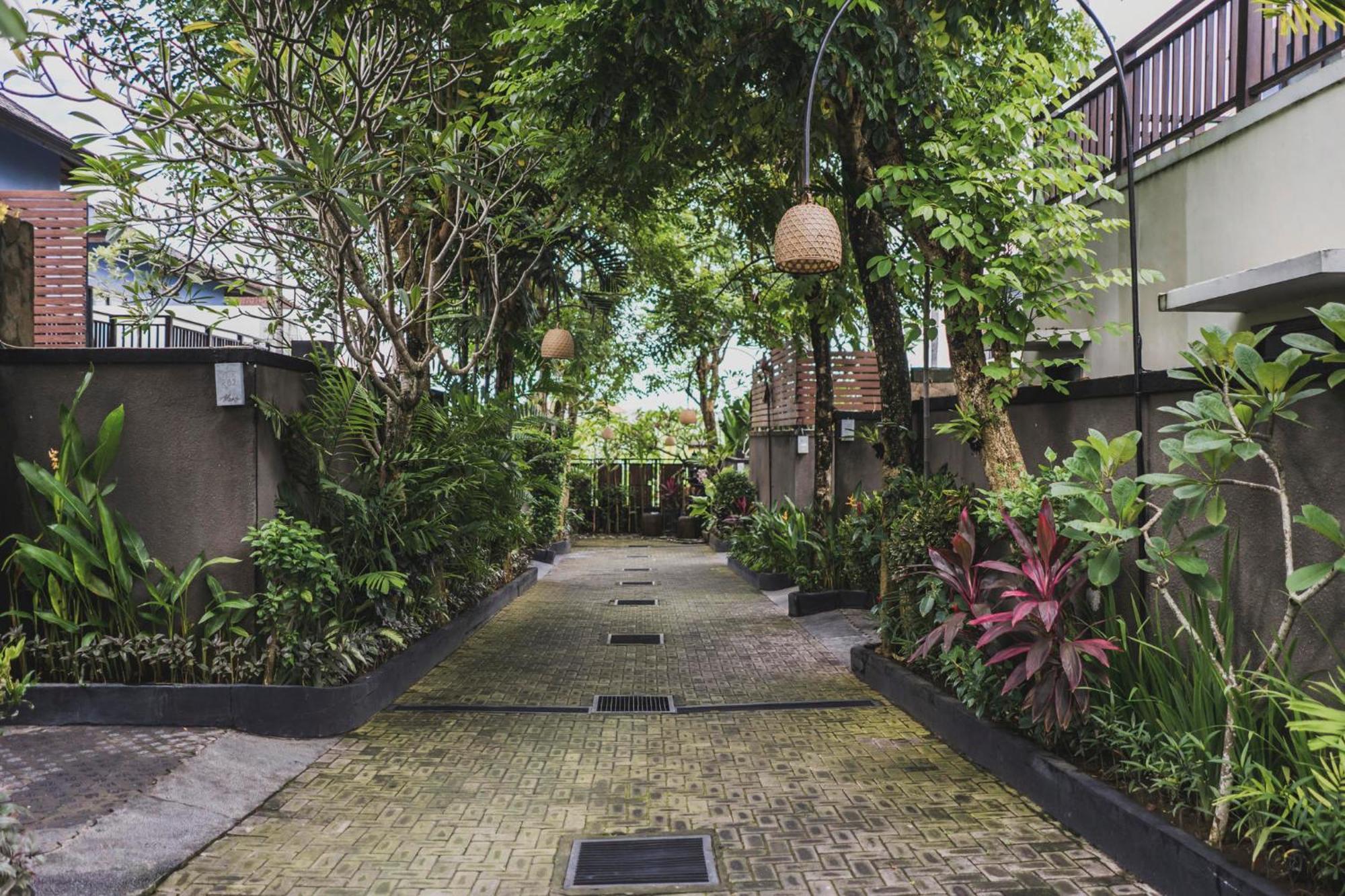 Canggu Circle Villa By Ini Vie Hospitality المظهر الخارجي الصورة